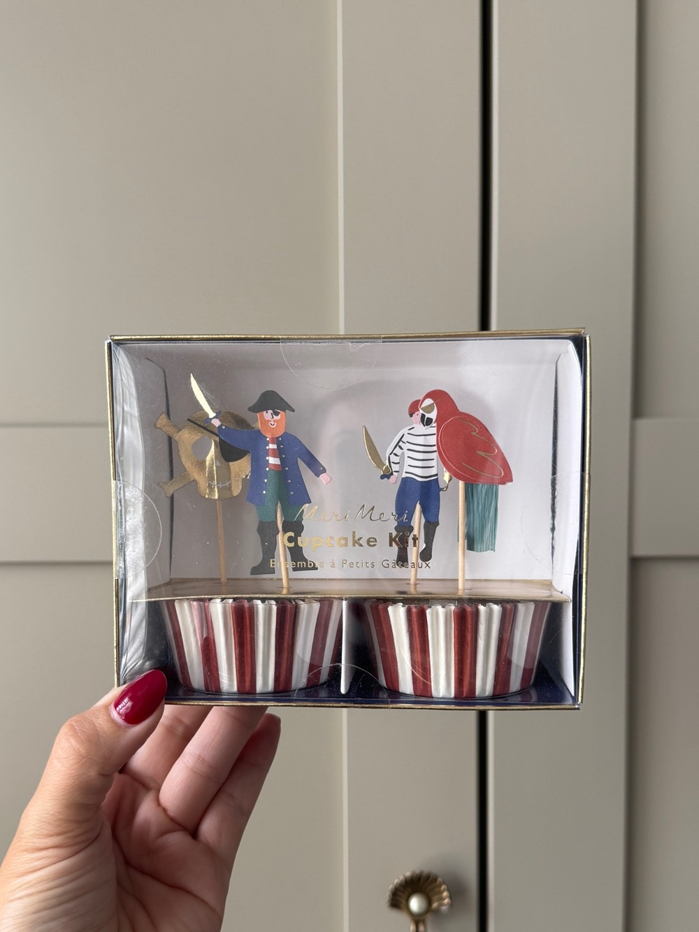 Meri Meri ☠️ Pirate Party Cupcak Kit & Toppers 🏴☠️ Parrot Sailor Picks Set 🦜